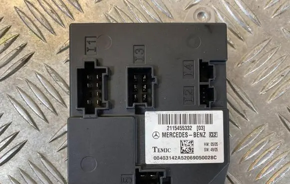 Mercedes-Benz CLS C219 Comfort/convenience module 2115455332