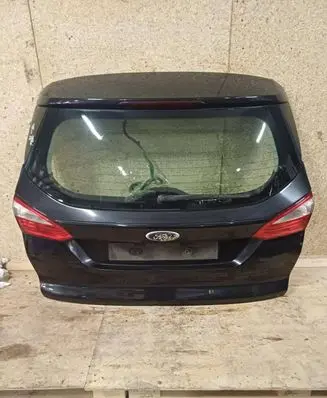 Ford Focus Tailgate/trunk/boot lid 121212