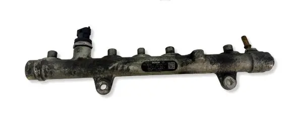 Renault Scenic II - Grand scenic II Fuel main line pipe 8200330912