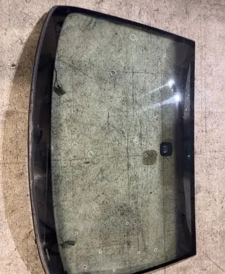 Volkswagen Touareg I Front windscreen/windshield window 