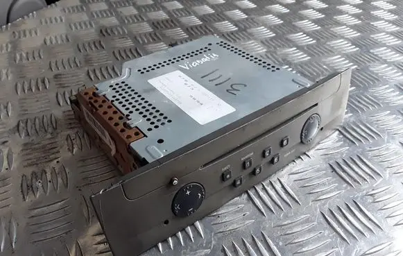 Renault Vel Satis Radio/CD/DVD/GPS head unit 8200059894