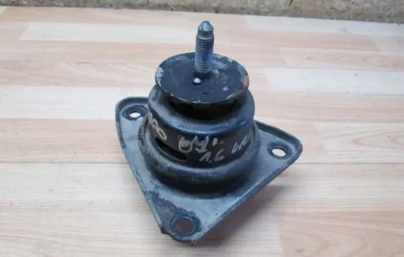 KIA Ceed Engine mount vacuum valve 
