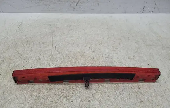 Audi A4 S4 B6 8E 8H Third/center stoplight 28427002