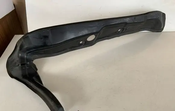 Audi A7 S7 4G Fender end trim 4G8821111A