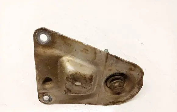 Audi A4 S4 B5 8D Engine mounting bracket 8d0399541b