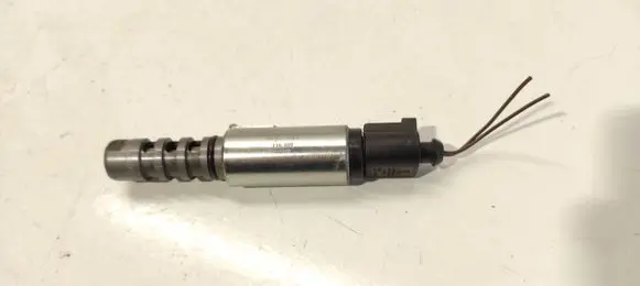 Audi A6 S6 C5 4B Camshaft vanos timing valve 116489 1J0973702