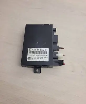Mercedes-Benz Vito Viano W639 Tow bar trailer control unit/module A1695455632 5DS00876902