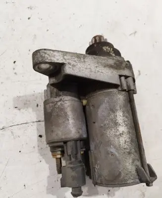 Skoda Fabia Mk2 (5J) Starter motor 02T911023S