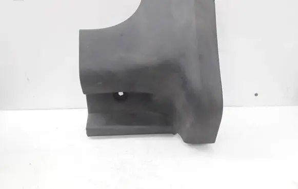 Foot area side trim