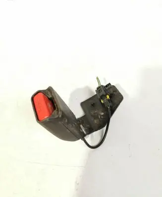 Citroen DS4 Rear seatbelt buckle 96748537XT 637581 30690350002