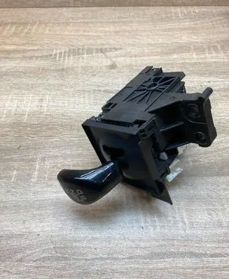 Toyota Prius+ (ZVW40) Gear shifter/selector 8945147060 75C582RHD WITHPLUG