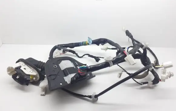 Lexus IS III XE30 Front door wiring loom 8215153462B3