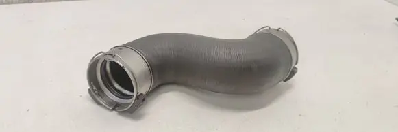Intercooler hose/pipe