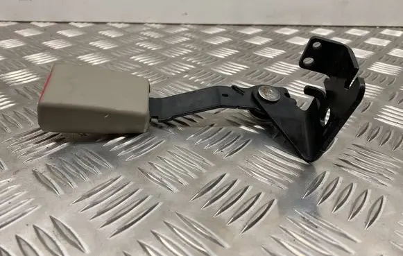Ford Escape III Middle seatbelt buckle (rear) 34115546A