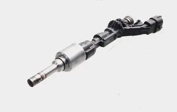 Jaguar XJ X351 Fuel injector 8w939f593ad