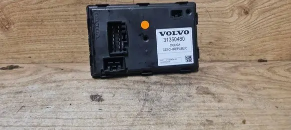 Volvo V70 Tow bar trailer control unit/module 31350480