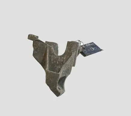 Audi A6 S6 C5 4B Engine mounting bracket 8E0199307C