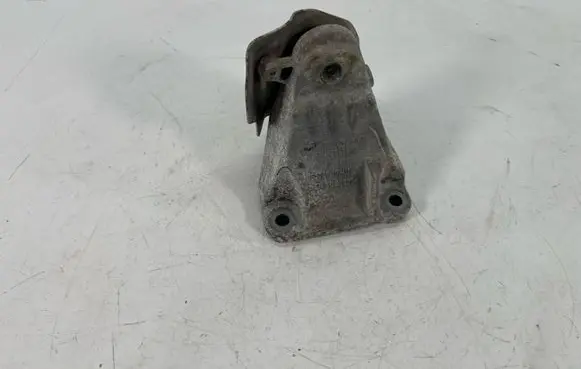 BMW 3 F30 F35 F31 Gearbox mounting bracket 18574710