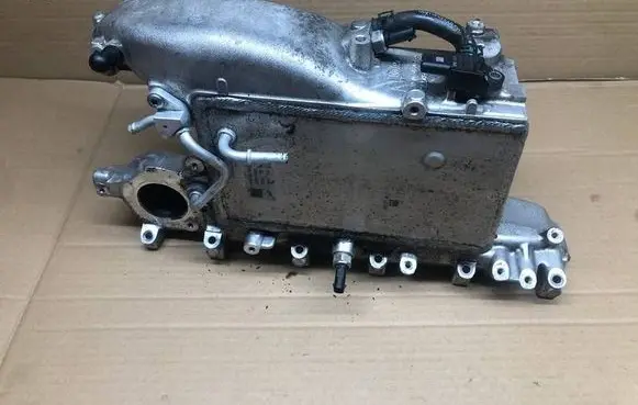 Skoda Octavia Mk4 Intake manifold 05L129766R