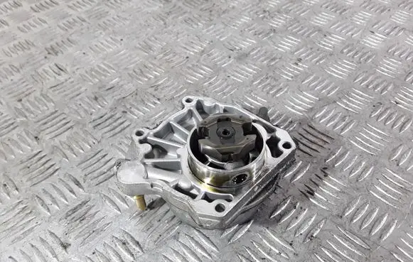 Opel Insignia A Vacuum pump 55571411 703346000