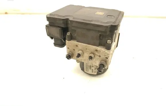 Land Rover Freelander 2 - LR2 ABS Pump 6G9N2C405DG