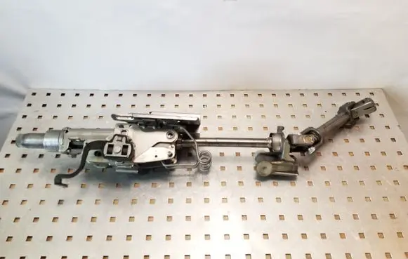Steering wheel axle set