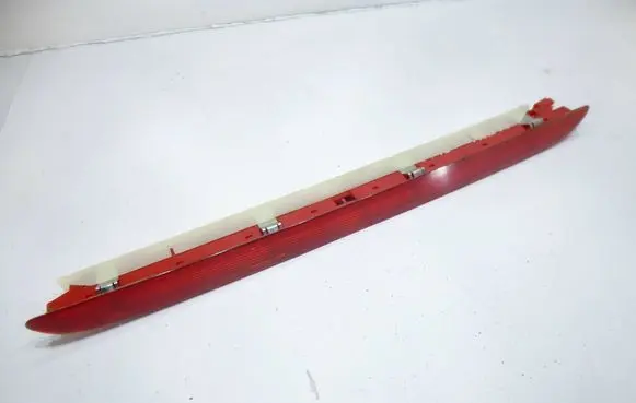 Volkswagen Touareg II Third/center stoplight 7P6945087A 01034300