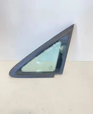 Volkswagen Touran I Front triangle window/glass 1T0845411