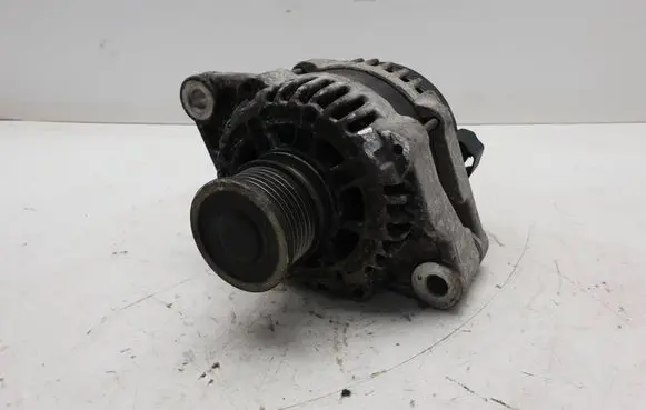 Opel Zafira C Generator/alternator 13502583 14V100A