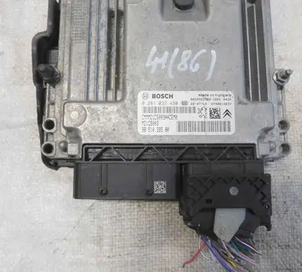 Peugeot 208 Engine control unit/module 9850563780 0281039490 9851039580