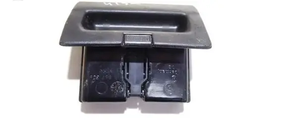 Car ashtray