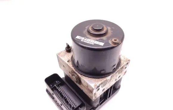 Citroen C-Crosser ABS Pump 4670A457