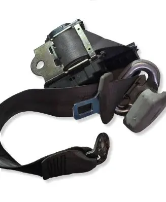 Audi A4 S4 B5 8D Rear seatbelt 193857737 E560395952A