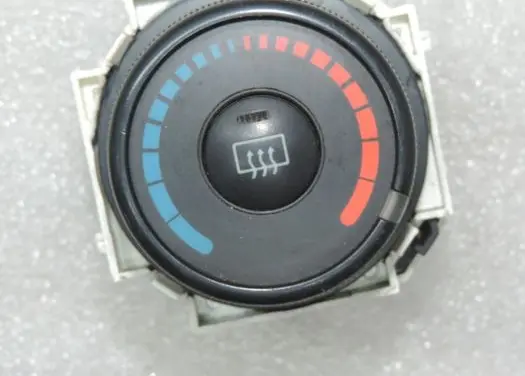 Toyota Yaris Windscreen/window heater switch 559030D280