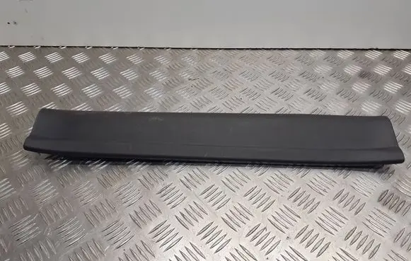 Hyundai Santa Fe Front sill trim cover 858712B000