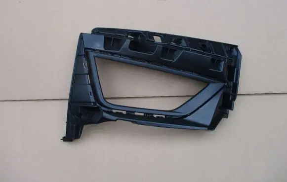 Volkswagen Polo VI Front bumper lower grill 2G0853665G