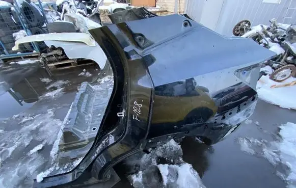 Nissan Ariya Rear quarter panel 