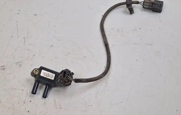 Land Rover Freelander 2 - LR2 Exhaust gas pressure sensor CX235L200AA CZQ7A14E26B