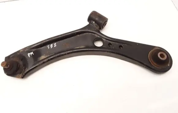 Suzuki SX4 Front lower control arm/wishbone
