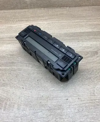 Volkswagen PASSAT B5.5 Climate control unit 3B1907044H
