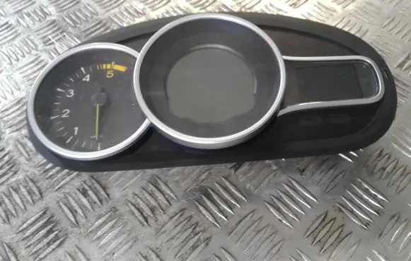 Renault Megane III Speedometer (instrument cluster) A2C53258659