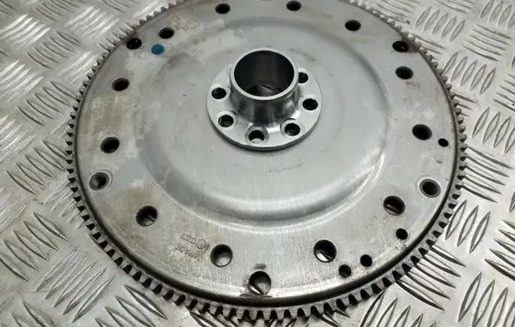 Audi A6 S6 C7 4G Flywheel 06H105323R