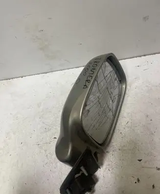 Opel Frontera A Front door electric wing mirror E1010557