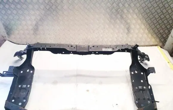 Nissan Qashqai Radiator support slam panel