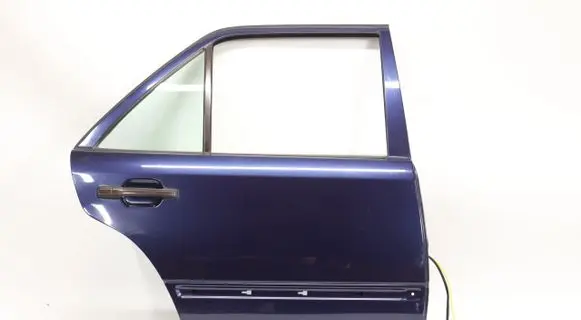 Mercedes-Benz E W124 Front door 5782748