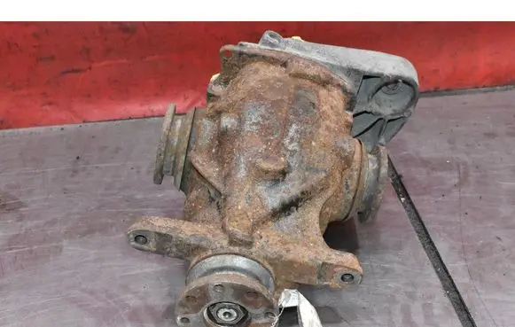 BMW X3 E83 Rear differential 