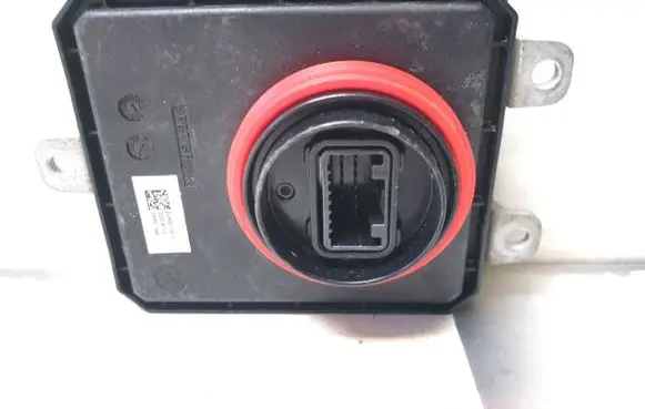 Mitsubishi Outlander Xenon control unit/module 