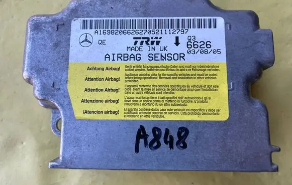 Mercedes-Benz A W169 Airbag control unit/module A1698206626