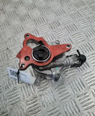 Opel Vivaro Vacuum pump 8200683981