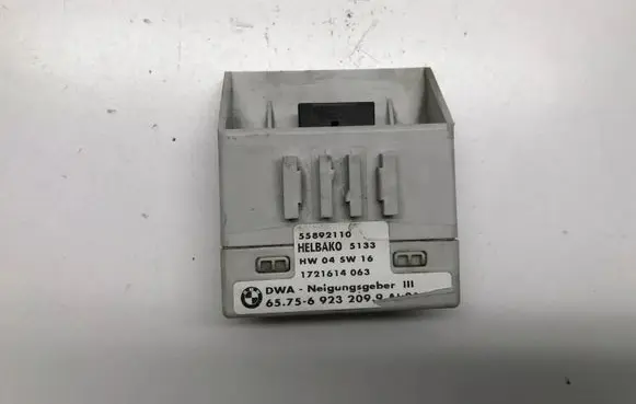 BMW 3 E46 Yaw turn rate sensor 6923209 65756923209 657569232099